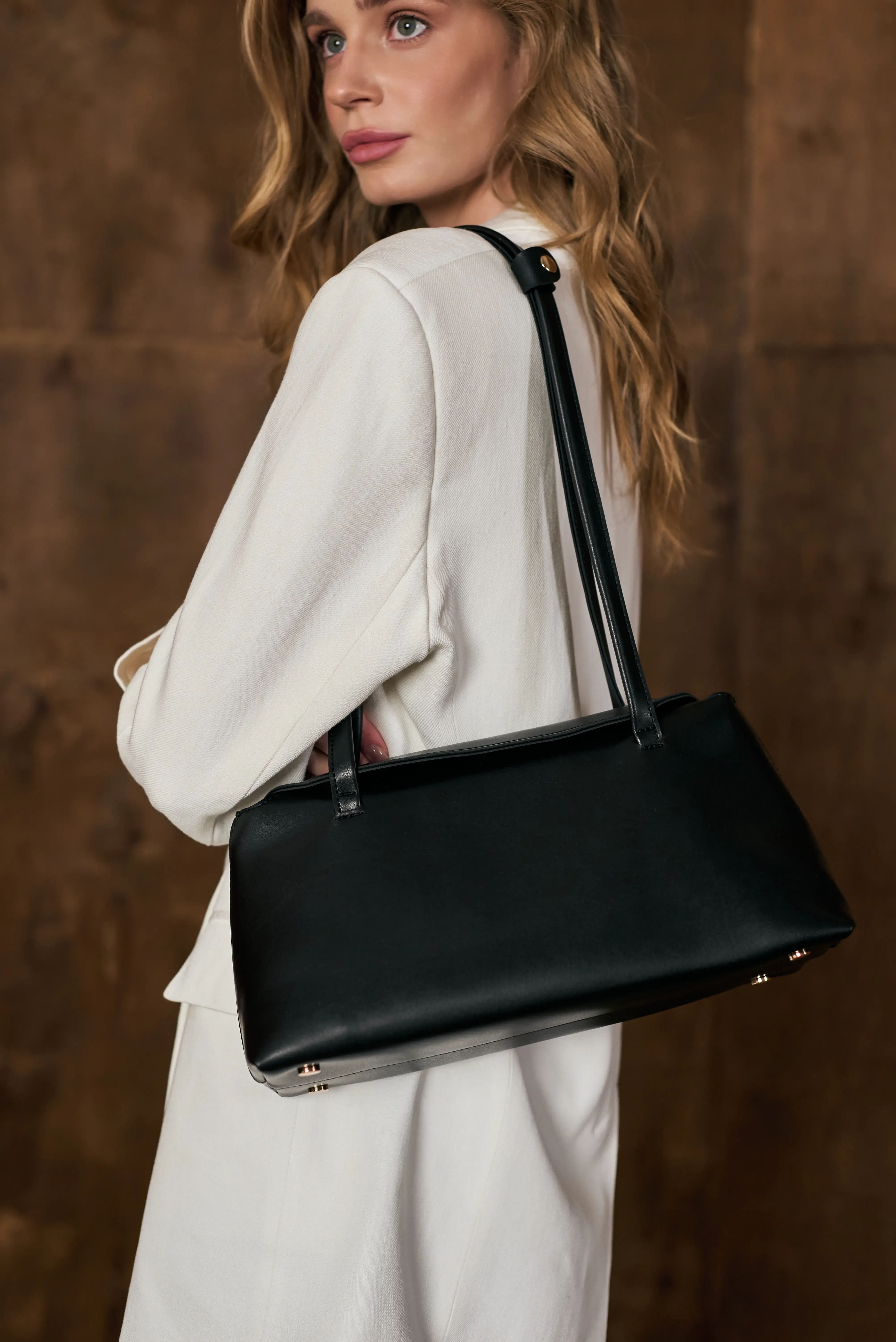 STELLA BLACK NEW